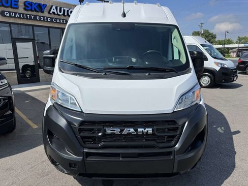 Used 2023 RAM ProMaster 2500 FWD image 2