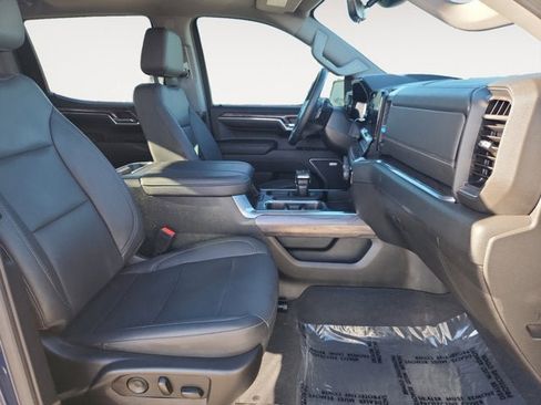 Used 2023 Chevrolet Silverado 1500 LTZ w/ LTZ Premium Package image 15