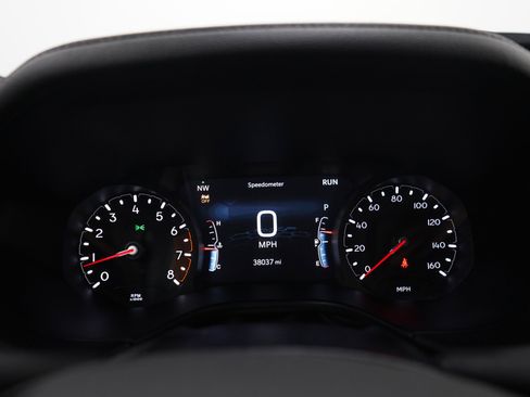 Used 2025 Jeep Compass Trailhawk AWD/4WD image 26