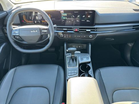 New 2026 Kia Sportage EX w/ EX Panorama Roof Package FWD image 23