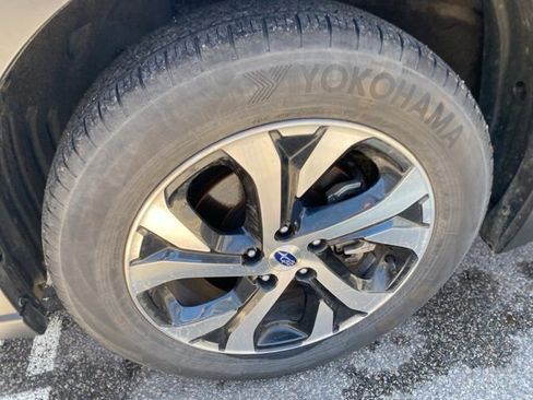 Used 2020 Subaru Outback Limited XT w/ Popular Package #2 image 3