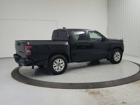 Used 2024 Nissan Frontier SV w/ SV Convenience Package RWD image 8