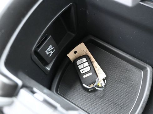 Used 2019 Honda Accord LX image 17