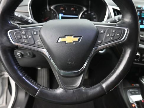 Used 2018 Chevrolet Equinox Premier AWD/4WD image 15