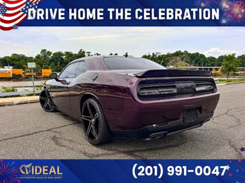 Used 2021 Dodge Challenger R/T Scat Pack w/ Dynamics Package RWD image 7