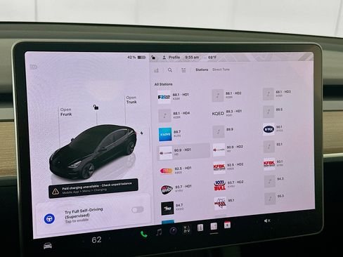 Used 2023 Tesla Model 3 Standard Range RWD image 18