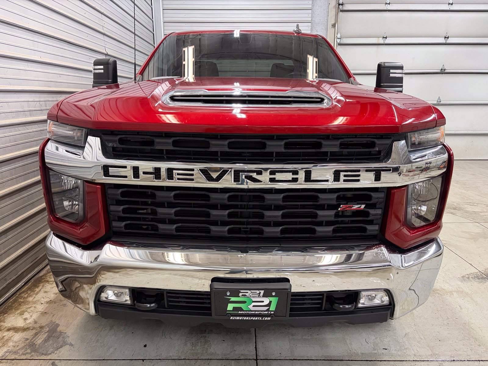 Used 2021 Chevrolet Silverado 2500 LT w/ Convenience Package AWD/4WD image 2