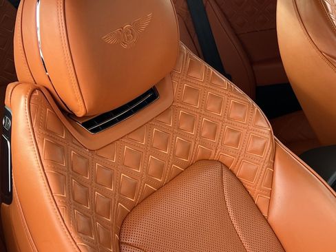Used 2021 Bentley Continental GT image 34