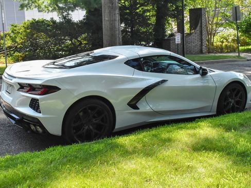 Used 2023 Chevrolet Corvette Stingray Preferred Cpe w/ 2LT RWD image 9
