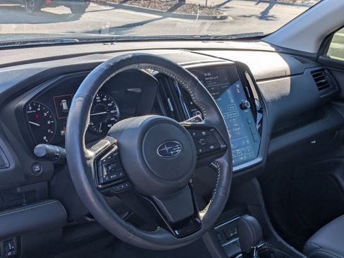 Used 2025 Subaru Ascent Onyx Edition AWD/4WD image 13