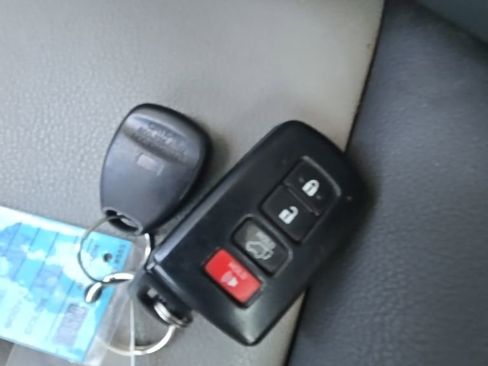 Used 2013 Toyota RAV4 Limited AWD/4WD image 33