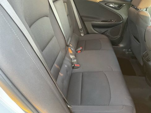 Used 2022 Chevrolet Malibu LT FWD image 18