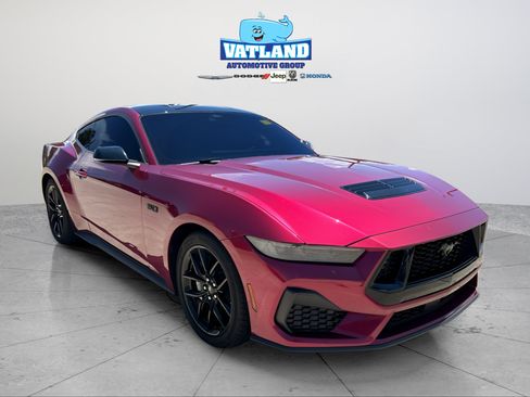Used 2025 Ford Mustang GT Premium RWD image 7