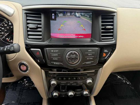 Used 2018 Nissan Pathfinder SV w/ Cargo Package FWD image 17