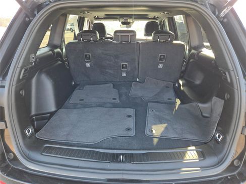 Certified 2025 Jeep Grand Cherokee Altitude image 20