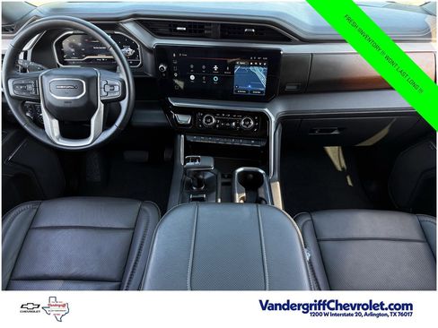 Certified 2023 GMC Sierra 1500 Denali w/ Denali Reserve Package AWD/4WD image 8