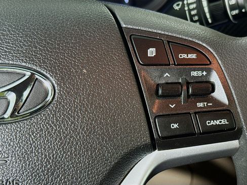 Used 2021 Hyundai Tucson SEL FWD image 13