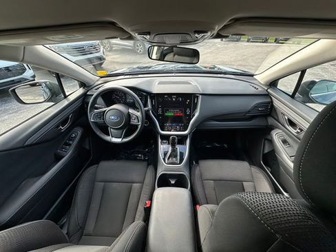 Used 2024 Subaru Outback Premium AWD/4WD image 13