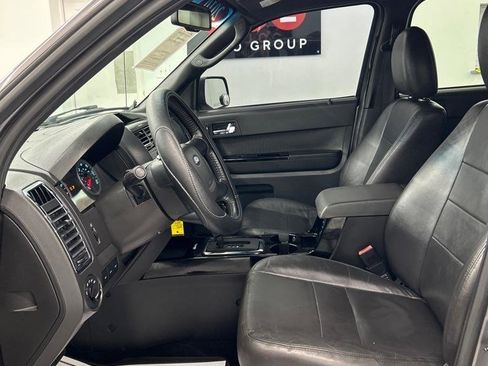 Used 2010 Ford Escape Limited AWD/4WD image 26