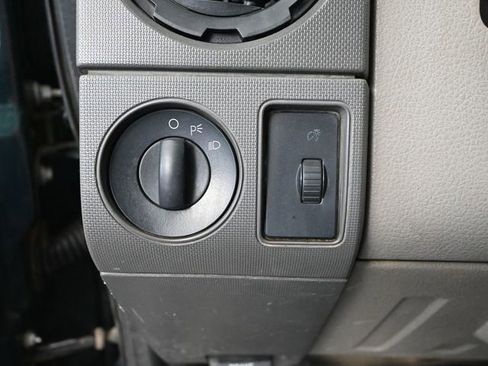 Used 2010 Ford F550 4x4 Regular Cab Super Duty image 23