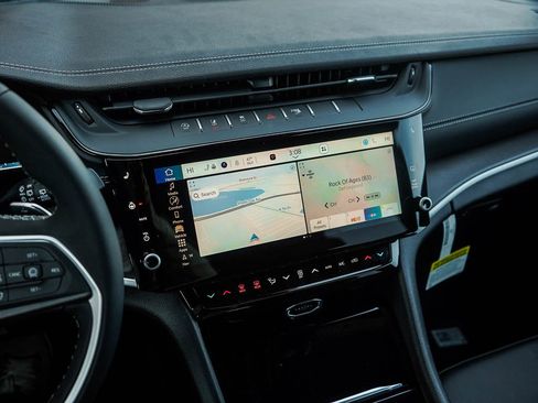 New 2026 Jeep Grand Cherokee Limited AWD/4WD image 24