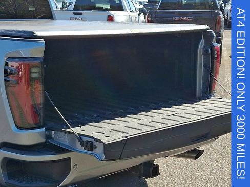 Used 2026 GMC Sierra 2500 AT4 w/ AT4 Premium Plus Package AWD/4WD image 31