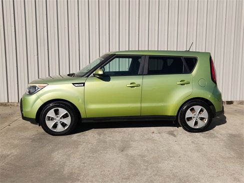 Used 2016 Kia Soul image 7
