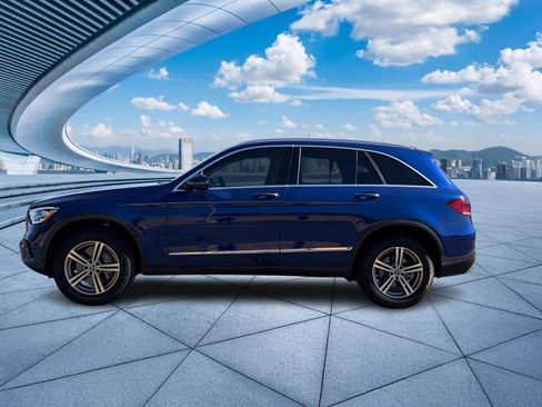 Used 2021 Mercedes-Benz GLC 300 4MATIC image 7