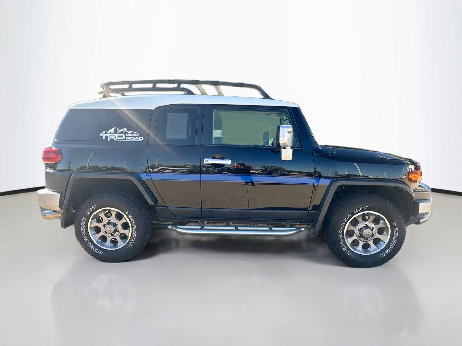 Used 2012 Toyota FJ Cruiser 4WD w/ Upgrade Pkg image 15