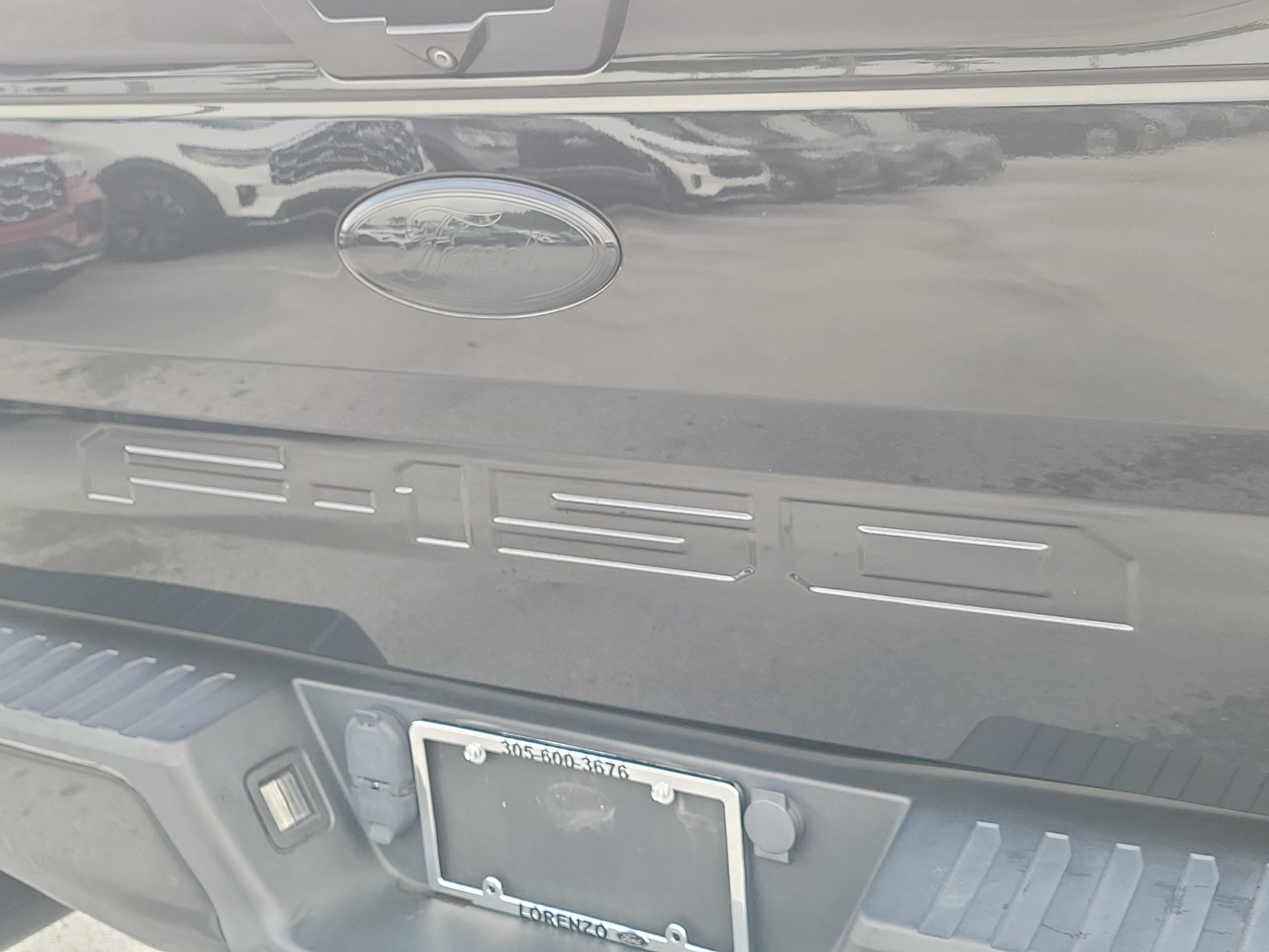 Used 2018 Ford F150 Lariat w/ Equipment Group 502A Luxury AWD/4WD image 11