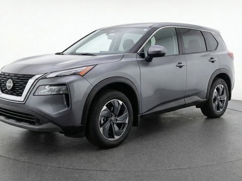 Used 2025 Nissan Rogue SV FWD image 3