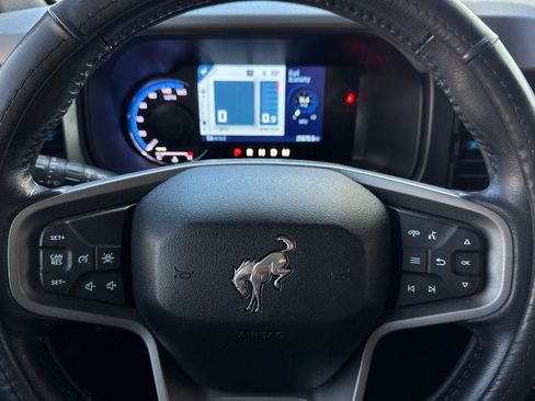 Used 2023 Ford Bronco Black Diamond image 25