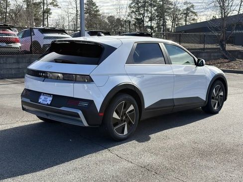 New 2026 Hyundai Ioniq 5 SEL image 7