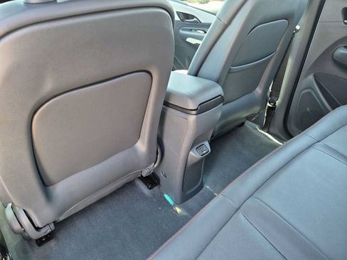 Used 2020 Chevrolet Bolt Premier w/ Infotainment Package FWD image 16