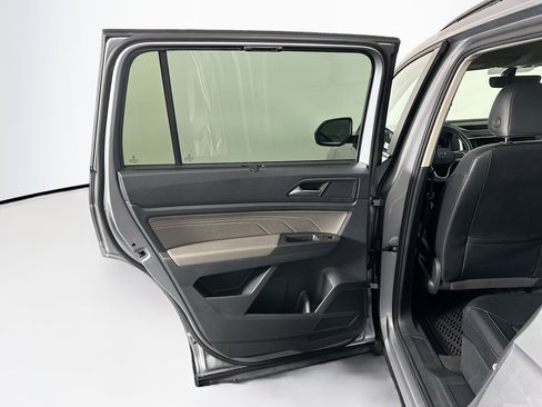 Used 2022 Volkswagen Atlas SE FWD image 25