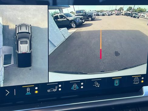 Used 2023 Chevrolet Silverado 1500 LTZ w/ Technology Package image 19