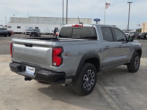Used 2024 Chevrolet Colorado Z71 w/ Z71 Convenience Package 2 AWD/4WD image 5