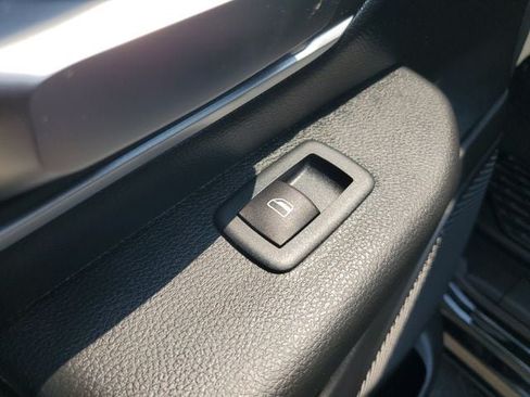 Used 2020 RAM 1500 Big Horn AWD/4WD image 16