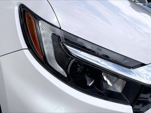 Used 2023 Honda Passport EX-L image 27
