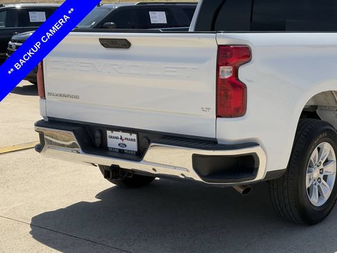 Used 2023 Chevrolet Silverado 1500 LT w/ Leather Package RWD image 8