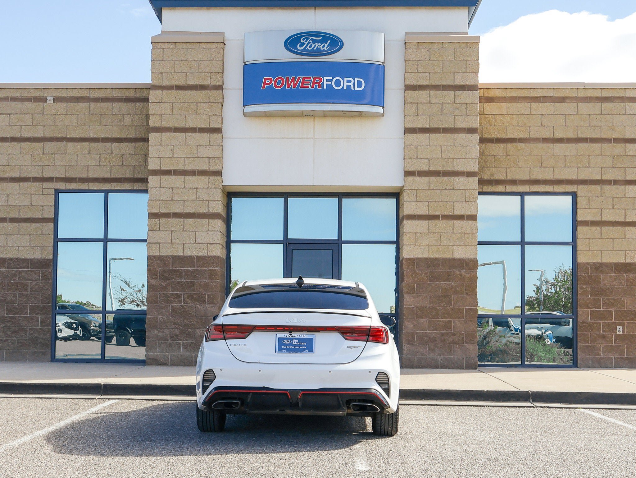 Used 2023 Kia Forte GT w/ GT2 Package FWD image 7