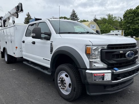 Used 2022 Ford F550 4x4 Crew Cab Super Duty w/ Power Equipment Group image 3