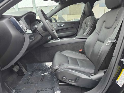 Used 2024 Volvo XC60 T8 Ultimate w/ Climate Package AWD/4WD image 19