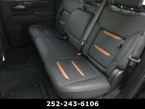 Used 2026 GMC Sierra 1500 AT4 w/ AT4 Premium Package AWD/4WD image 30