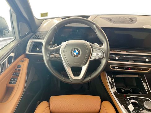Certified 2024 BMW X5 xDrive40i w/ Premium Package AWD/4WD image 22