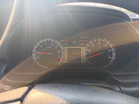 Used 2016 Toyota 4Runner Limited RWD image 8