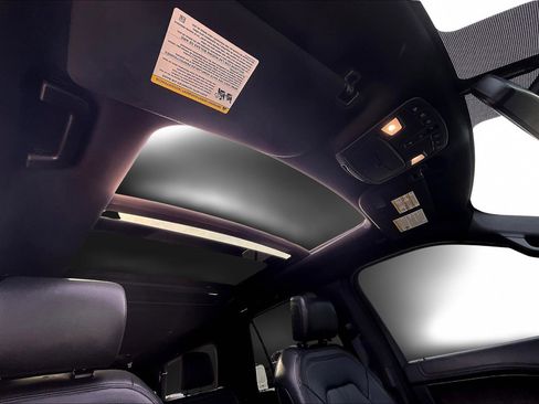 Used 2019 Ford Expedition Max Limited image 23