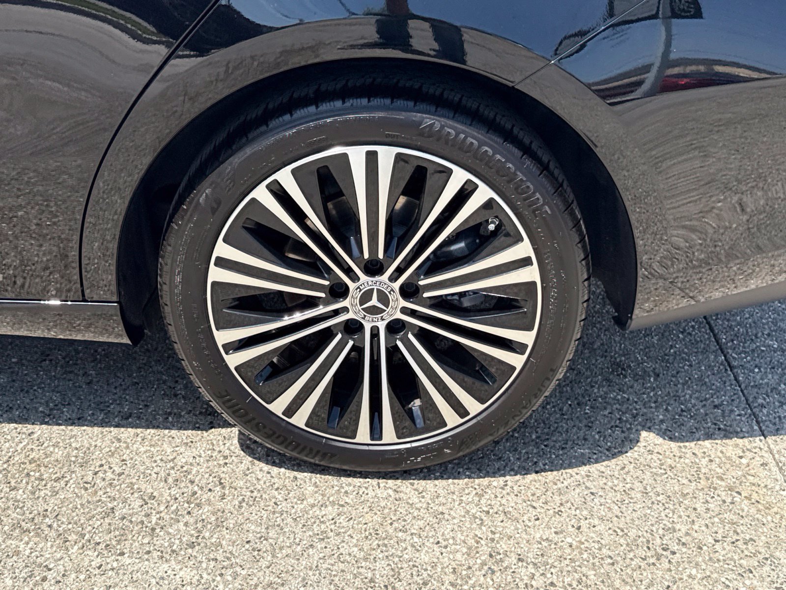 Used 2023 Mercedes-Benz CLA 250 image 17