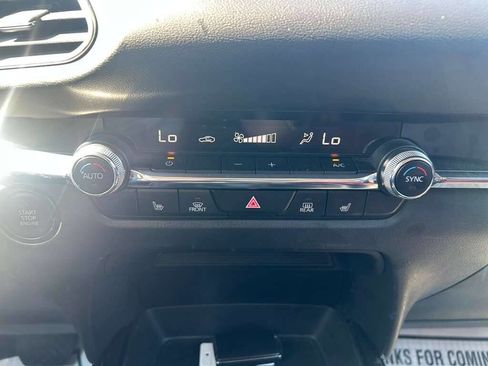 Used 2023 MAZDA CX-30 AWD 2.5 S w/ Preferred Package image 16