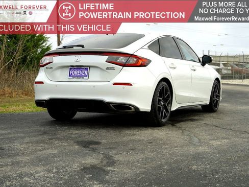 Used 2023 Honda Civic Sport Touring image 6